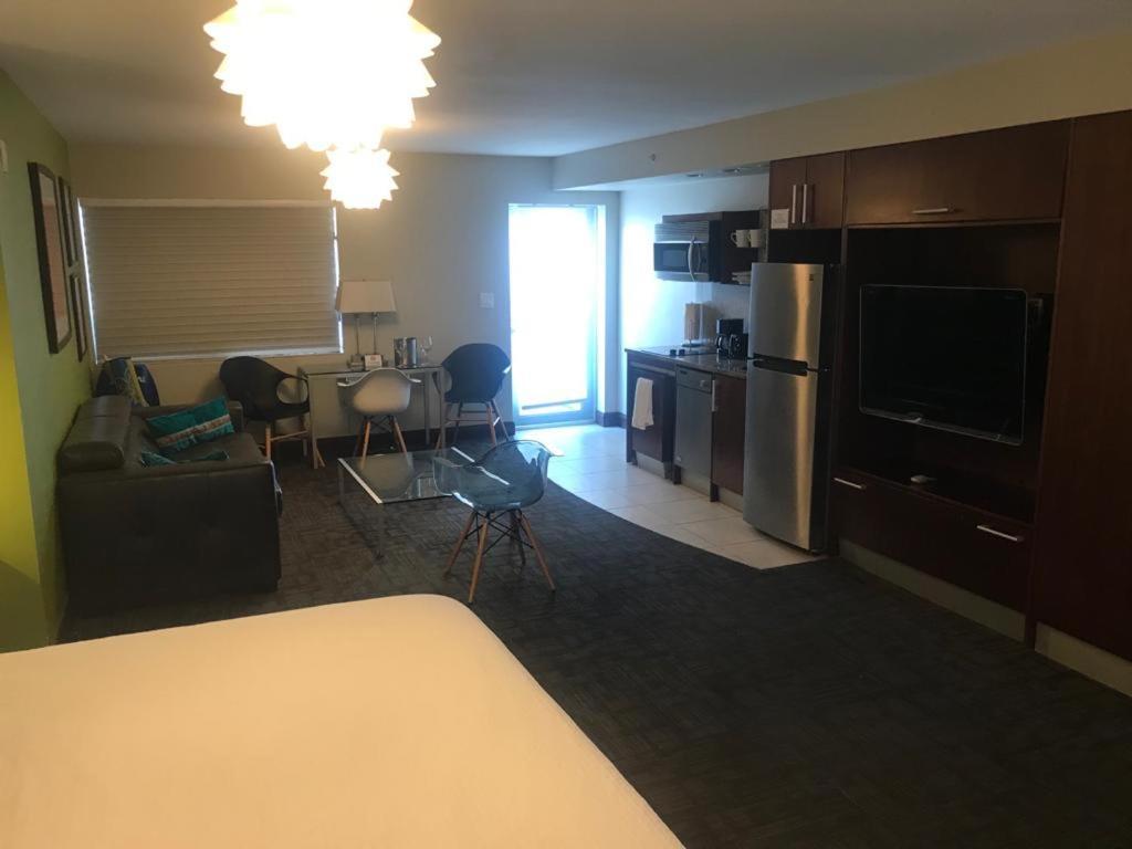 Ocean Drive Studio Beach Front Маями Бийч Екстериор снимка
