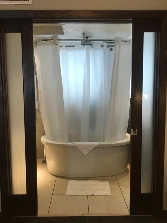 Ocean Drive Studio Beach Front Маями Бийч Екстериор снимка