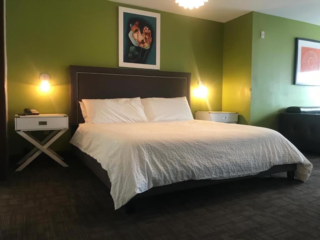 Ocean Drive Studio Beach Front Маями Бийч Екстериор снимка