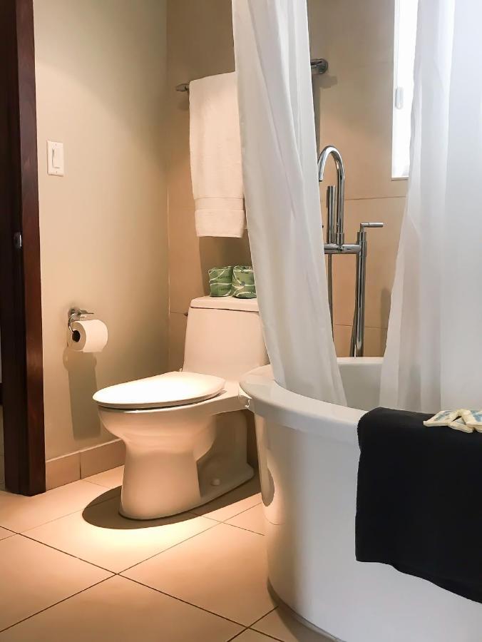 Ocean Drive Studio Beach Front Маями Бийч Екстериор снимка